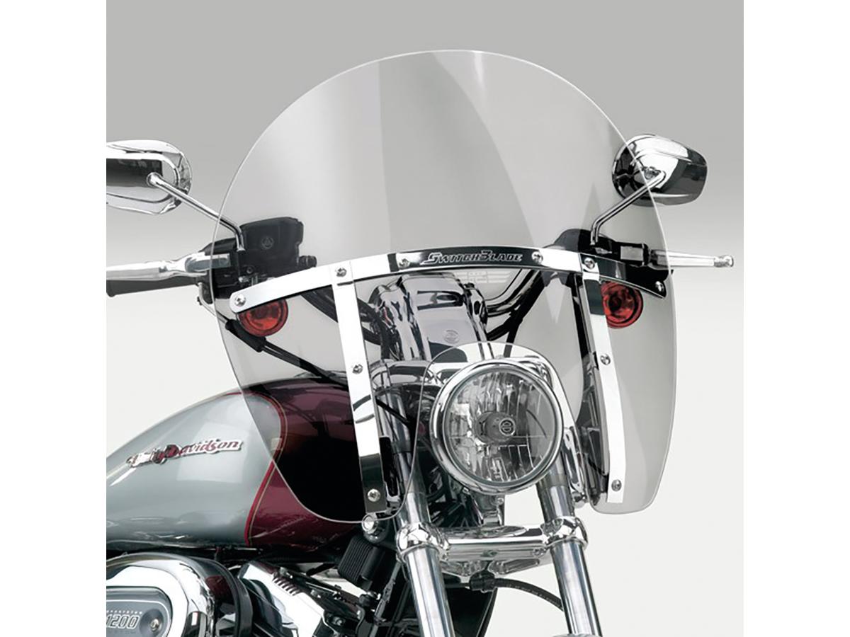 SwitchBlade Chopped Quick Release Windshield Height: 21,4", Width: 22,2" Light Smoke