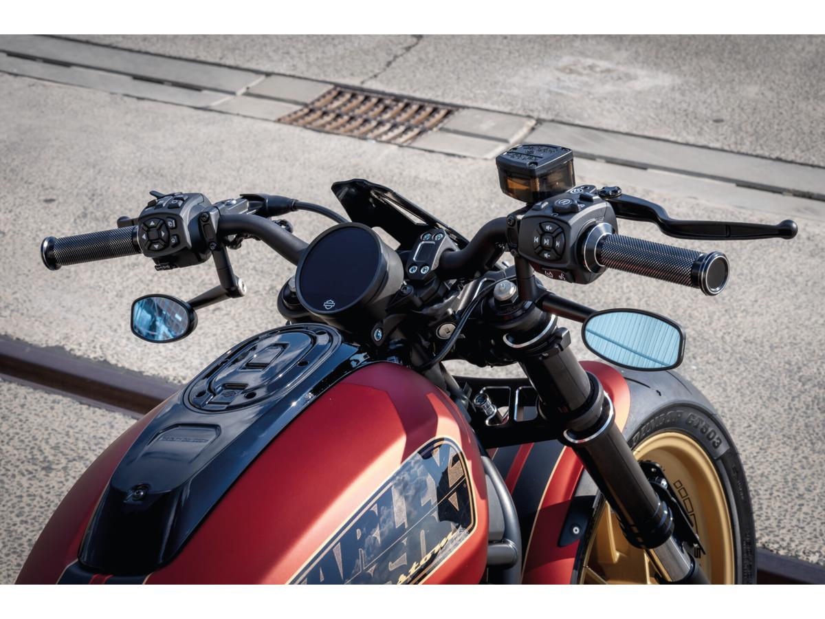 1 1/8" Sportster S en Nightster stuurbreedte: 805 mm zwart satijn